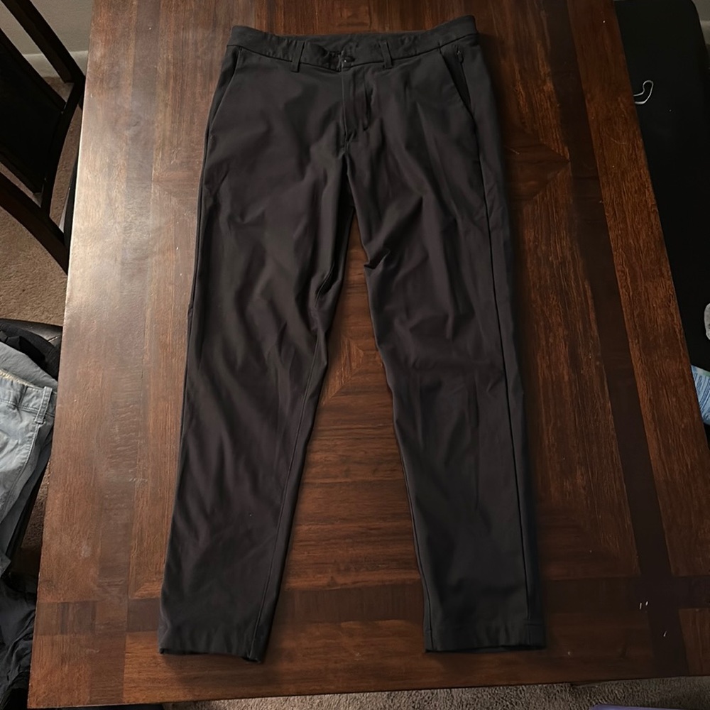 Mens lululemon pants. just a little too small for me.